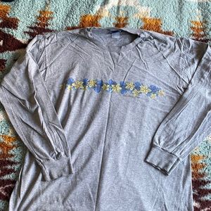 Vintage billabong long sleeve printed on a Reebok shirt